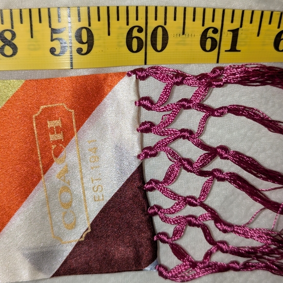 COACH LEGACY Women's 100% SILK LONG NARROW SCARF PINK FRINGE RARE BEAUTY NWOT - Picture 3 of 5